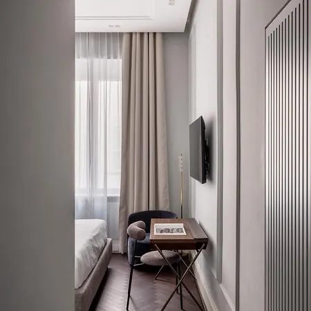 Golden House Vatican - Rienzo 4* Roma