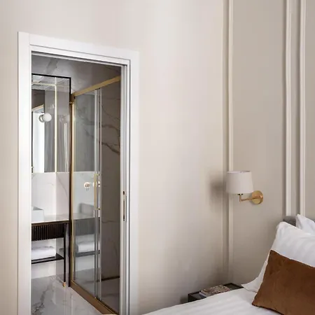 Golden House Vatican - Rienzo Konukevi Roma