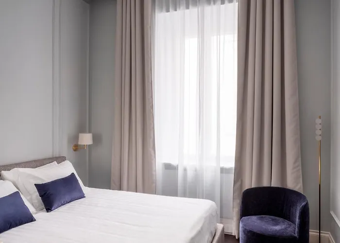 Golden House Vatican - Rienzo Guest house 4*
