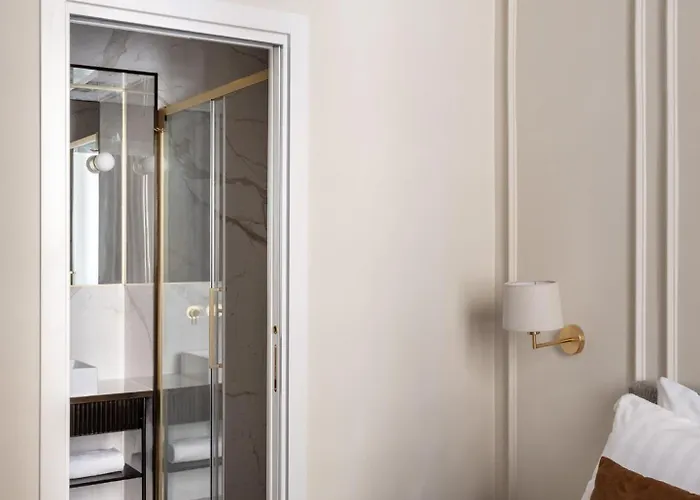 Golden House Vatican - Rienzo Guest house Rome